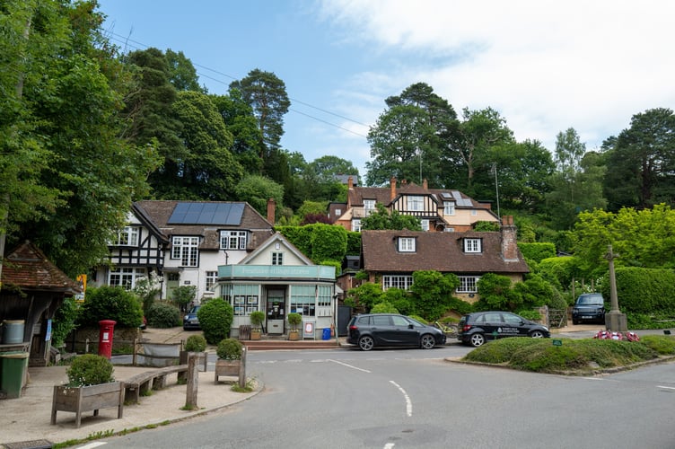 General view of Peaslake village, where Broadband for Surrey Hills has installed internet lines for residents. Peaslake, Surrey, 12th June 2025 . Release date â June 18, 2025. Welcome to the leafy village where locals installed their own broadband - after traditional telecoms providers 'failed' to connect their homes. People in certain parts of the rural Surrey Hills have for years struggled with sluggish broadband - plagued by phone calls cutting out and constantly buffering Wi-Fi. Residents say they have been "forgotten" by big companies, who focus on easier-to-connect towns and deem their villages "too rural to deal with". As a result, former investment banker Anthony Townsend, who lives in Cranleigh, decided to take matters into his own hands - inspired by a community organisation called Broadband for Rural North (B4RN). B4RN had started laying fibre optic cable to thousands of homes without internet in Cumbria - by installing underground cabling in gardens and fields. The founder, Barry Forde, gave his designs to Mr Townsend for free, and so, Broadband for Surrey Hills (B4SH) was born.