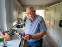 Surrey Hills residents create broadband network