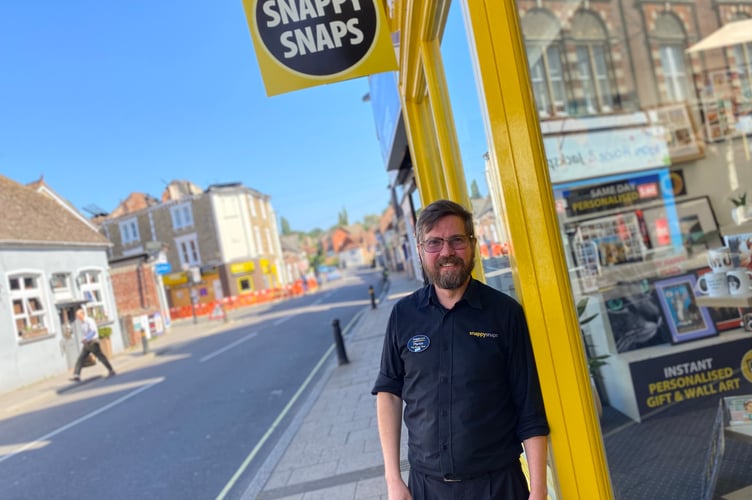 Martin Wakefield Snappy Snaps