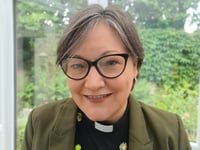 Alton and Alresford welcome first female bishop