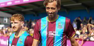 Ex-England striker Peter Crouch is Farnham Town mascot in FPL forfeit