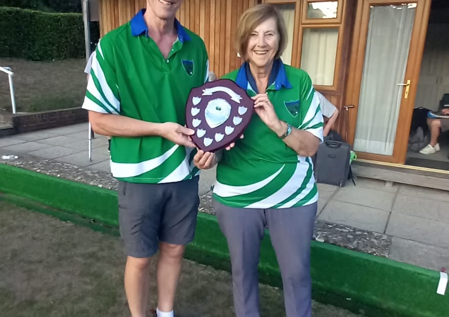 Frensham Bowls Club honour late member at annual tournament