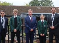 MP visits Bohunt School in Liphook