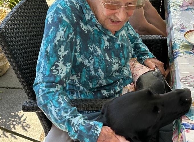 Redcot Resident, Ruth Dickson with Bentley