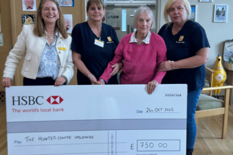Hindhead woman raises £750 for Haslemere dementia centre