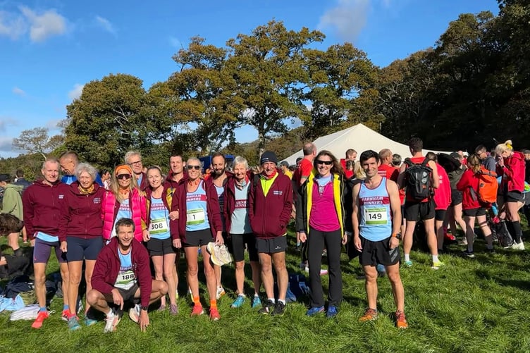 Farnham Runners line up before the New Forest ten-mile race