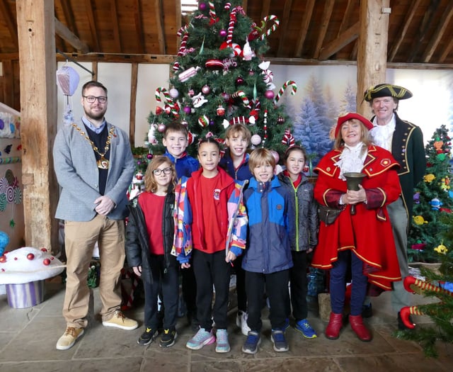 Crowning achievement as Buriton Treefest raises £2k for RBL