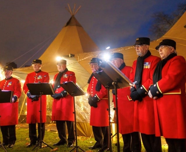 Review by The Arts Society Grayshott: A very ceremonial Christmas