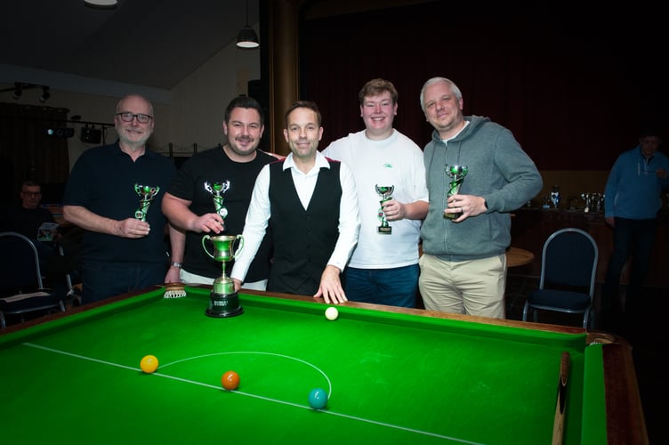 Comrades B with Ali Carter (Photo: Tim Hudson)