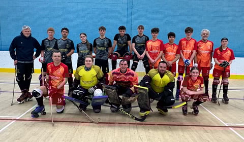 Farnham Roller Hockey Club's A team win league title in dramatic style