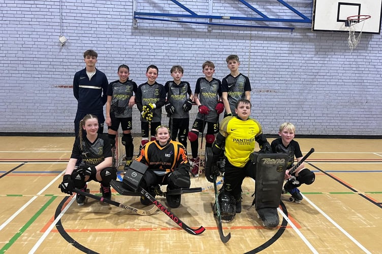 Farnham Roller Hockey Club's under-15s
