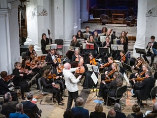 Church provides intimate venue for Farnham Sinfonia concert
