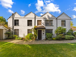 "Enchanting" former home of Peter Pan author for sale in Farnham 