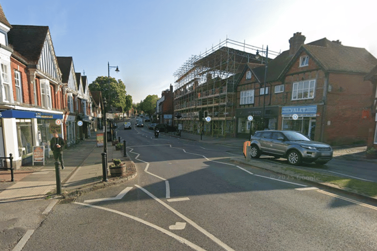 Haslemere High Street zig zags crossing