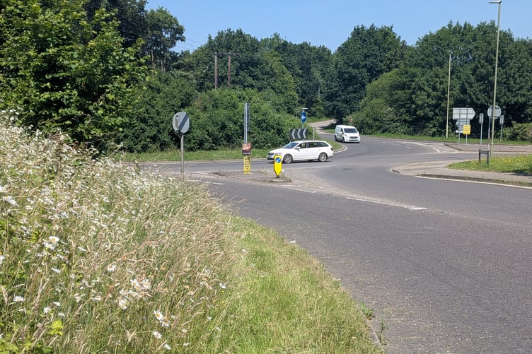 A3 A272 roundabout Petersfield