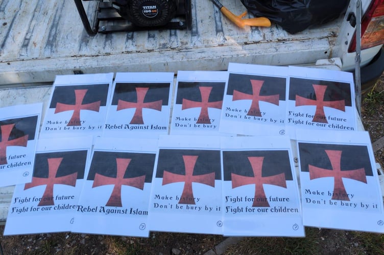 BH Anti Islam Posters Bordon