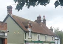 Liphook pub targeted in early morning burglary attempt