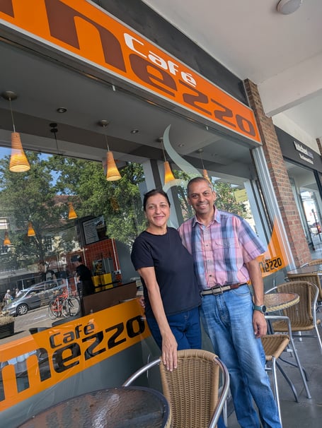 PP Cafe Mezzo Clanfield Petersfield High Street