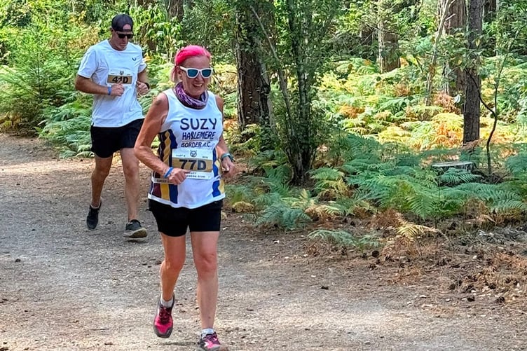 Suzy O’Rourke representing Haslemere Border Athletic Club at the Hart 4 relay