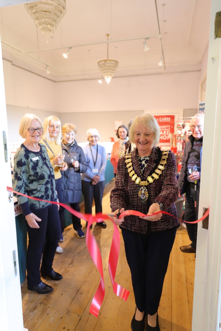 Haslemere mayor Cllr Jaquie Keen opens the Cards for Good Causes shop.